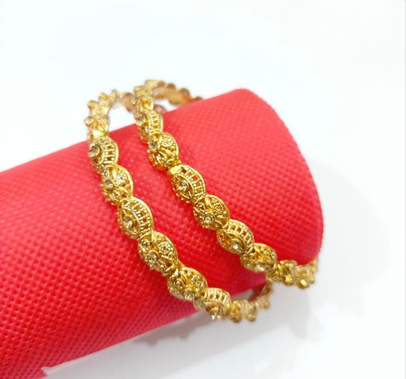 2 Pcs Golden Bangles