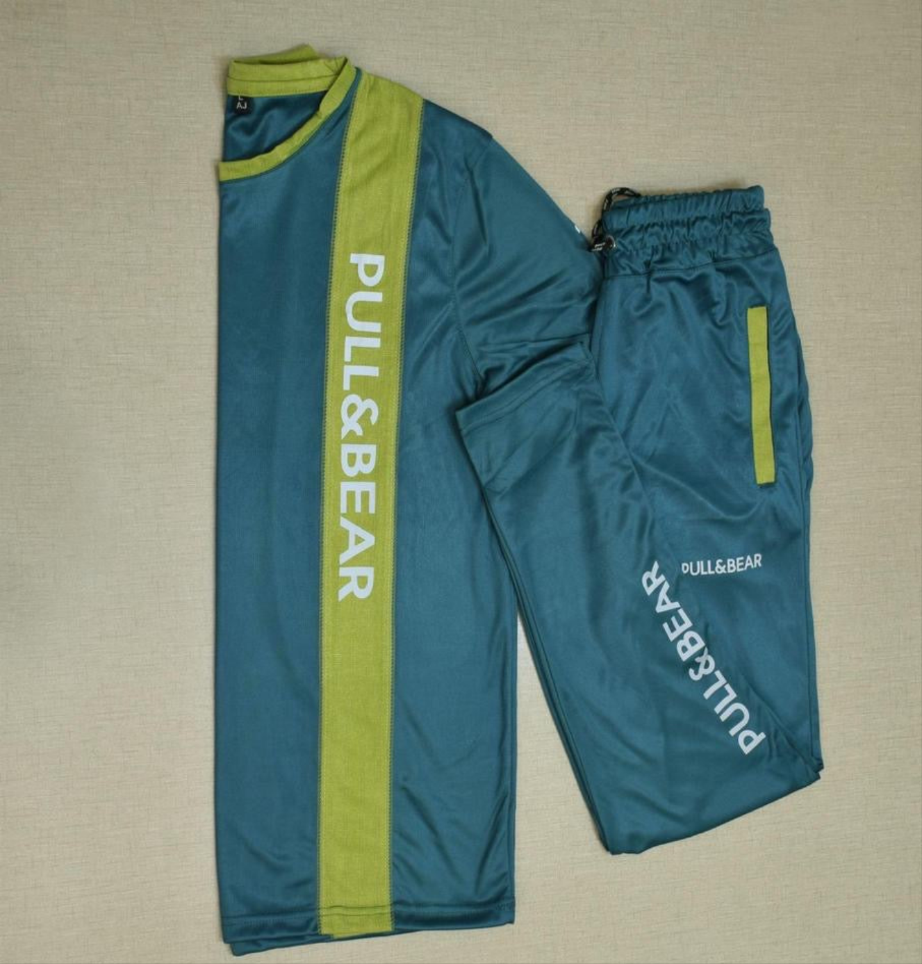 2 Pcs Men's Dri Fit plan Tracksuit