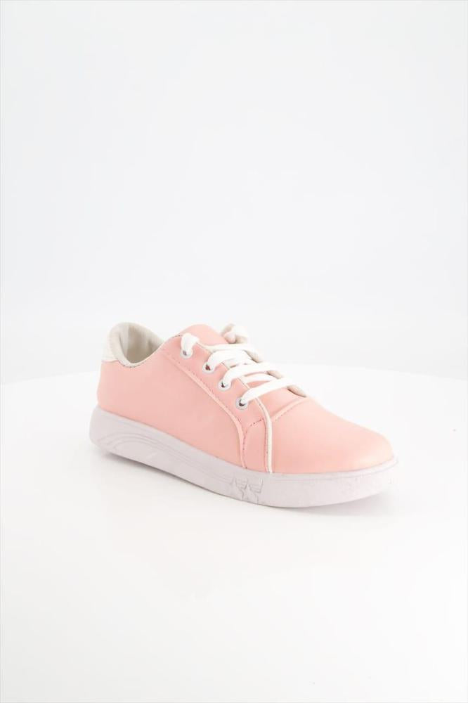 Trendy Sneakers for Women – Stylish, Comfortable & Lightweight