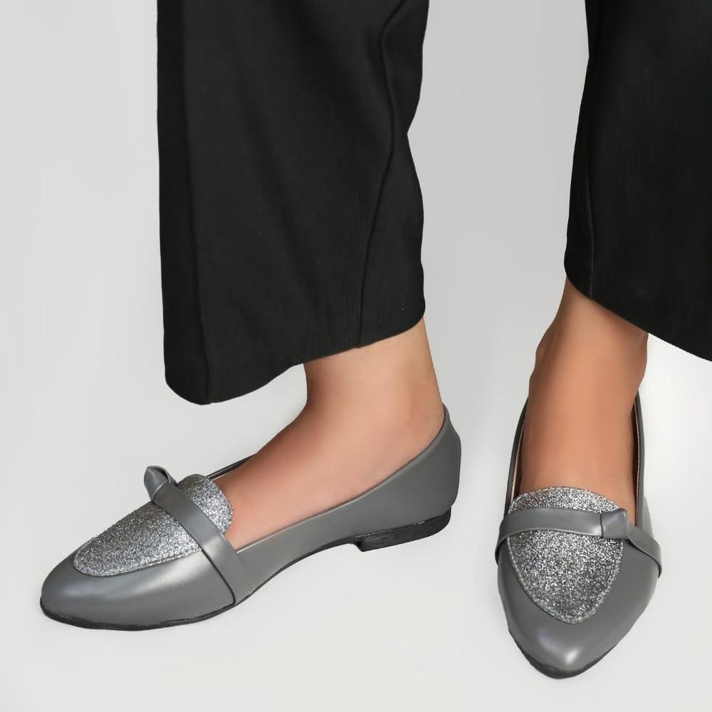 Women's Rexine Casual Pumps