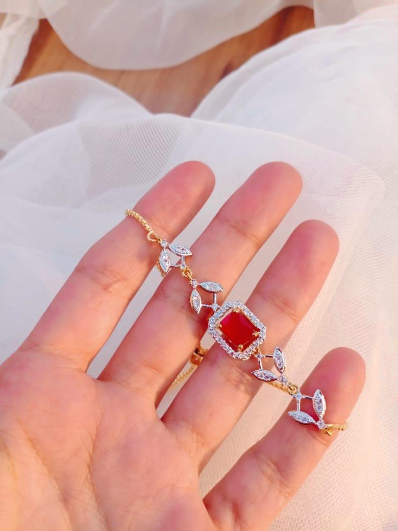 4 Pcs Fancy Gold Plated Gemstone Comb Set for Women