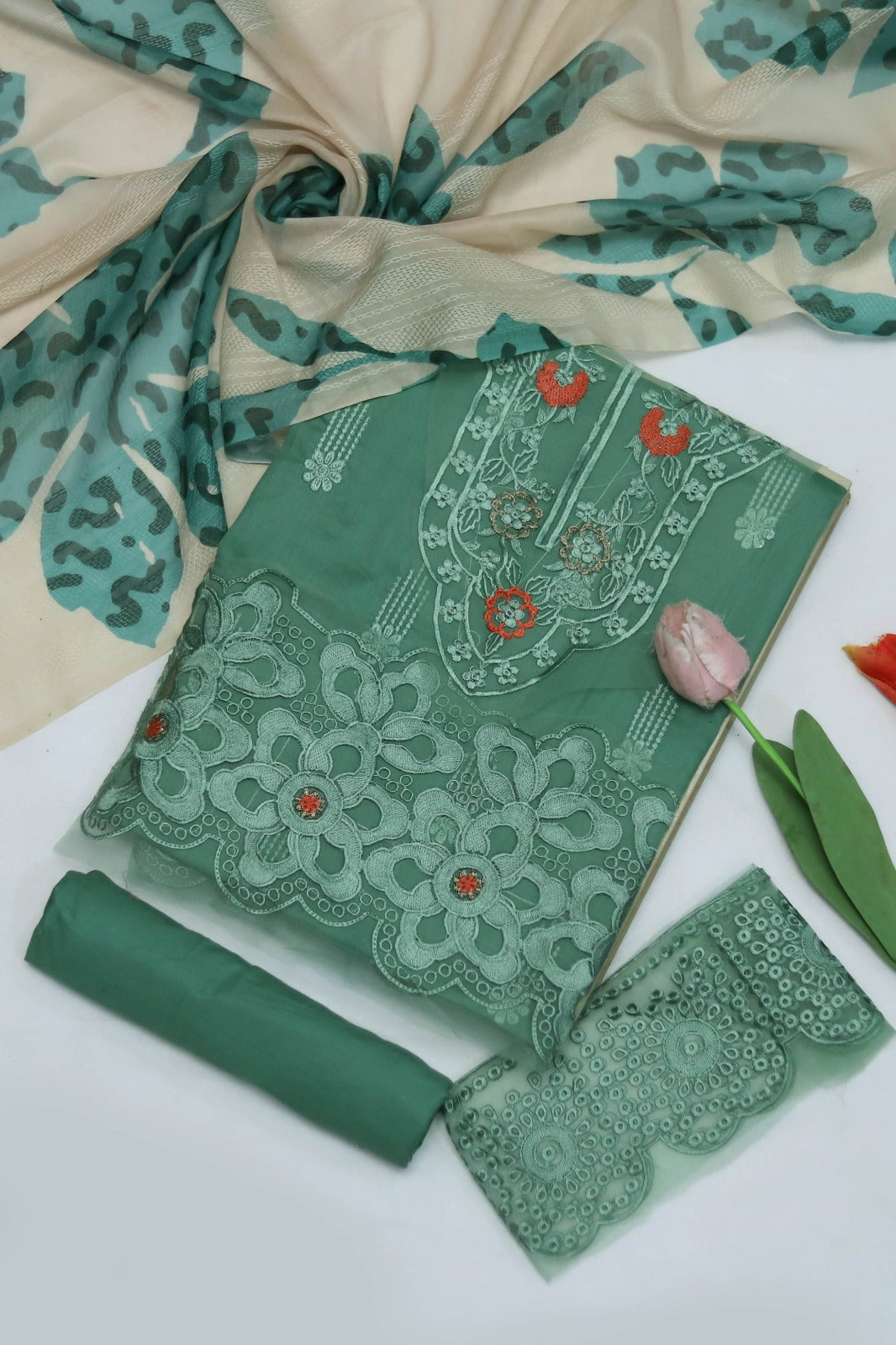 3 PC WOMEN'S LUXURY EID FANCY CHIKENKARI SUIT