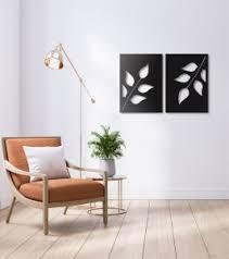 Leaf shaped design wall art